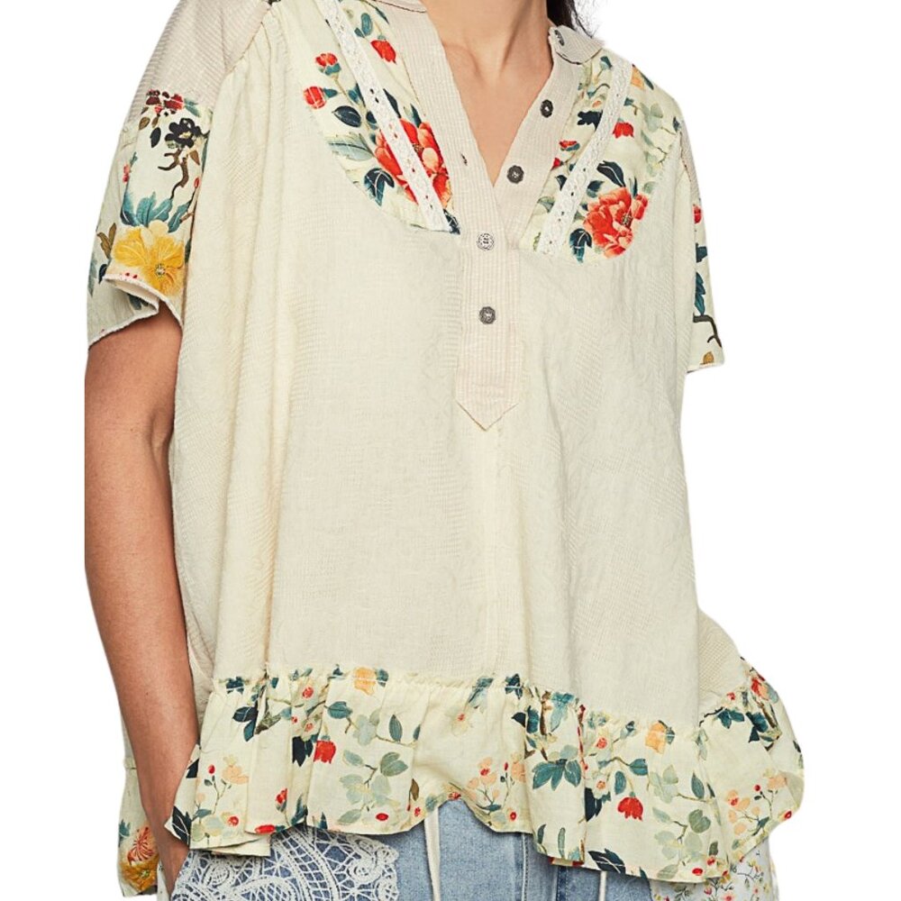 POL Ruffle Floral Placket Top Short Sleeve Cotton Blend Blouse Relaxed Fit M